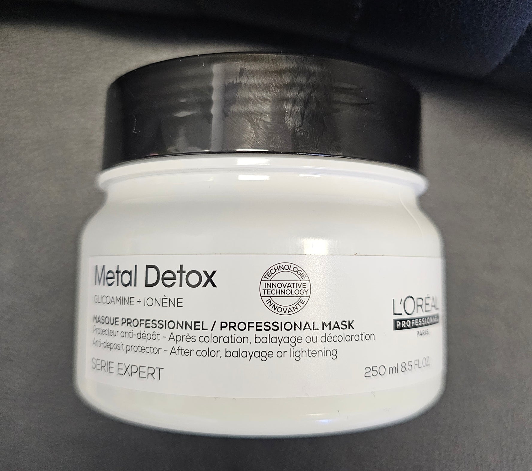 L'Oreal Metal Detox Mask