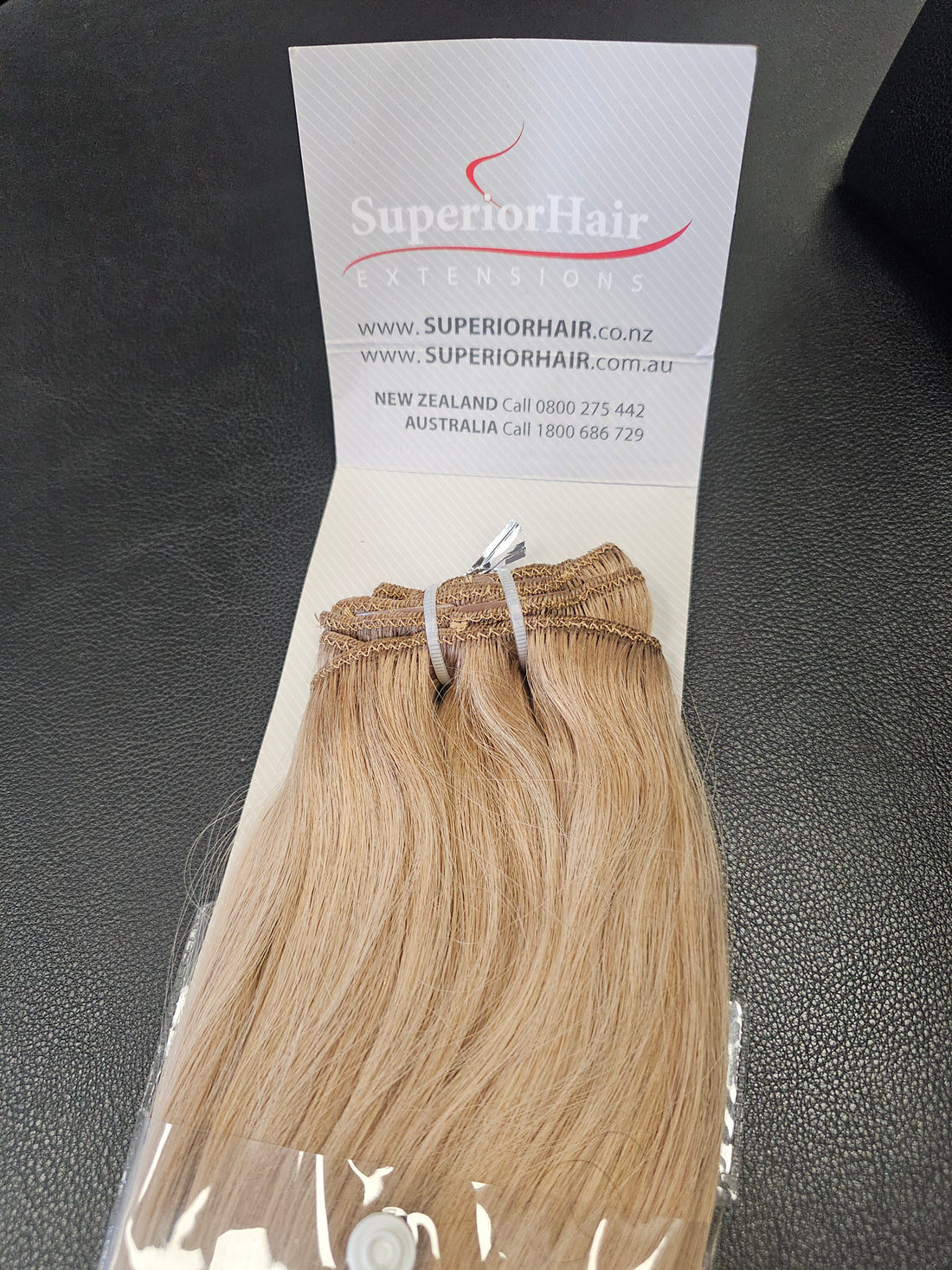 Superior Hair Clip in Extensions Dark blonde