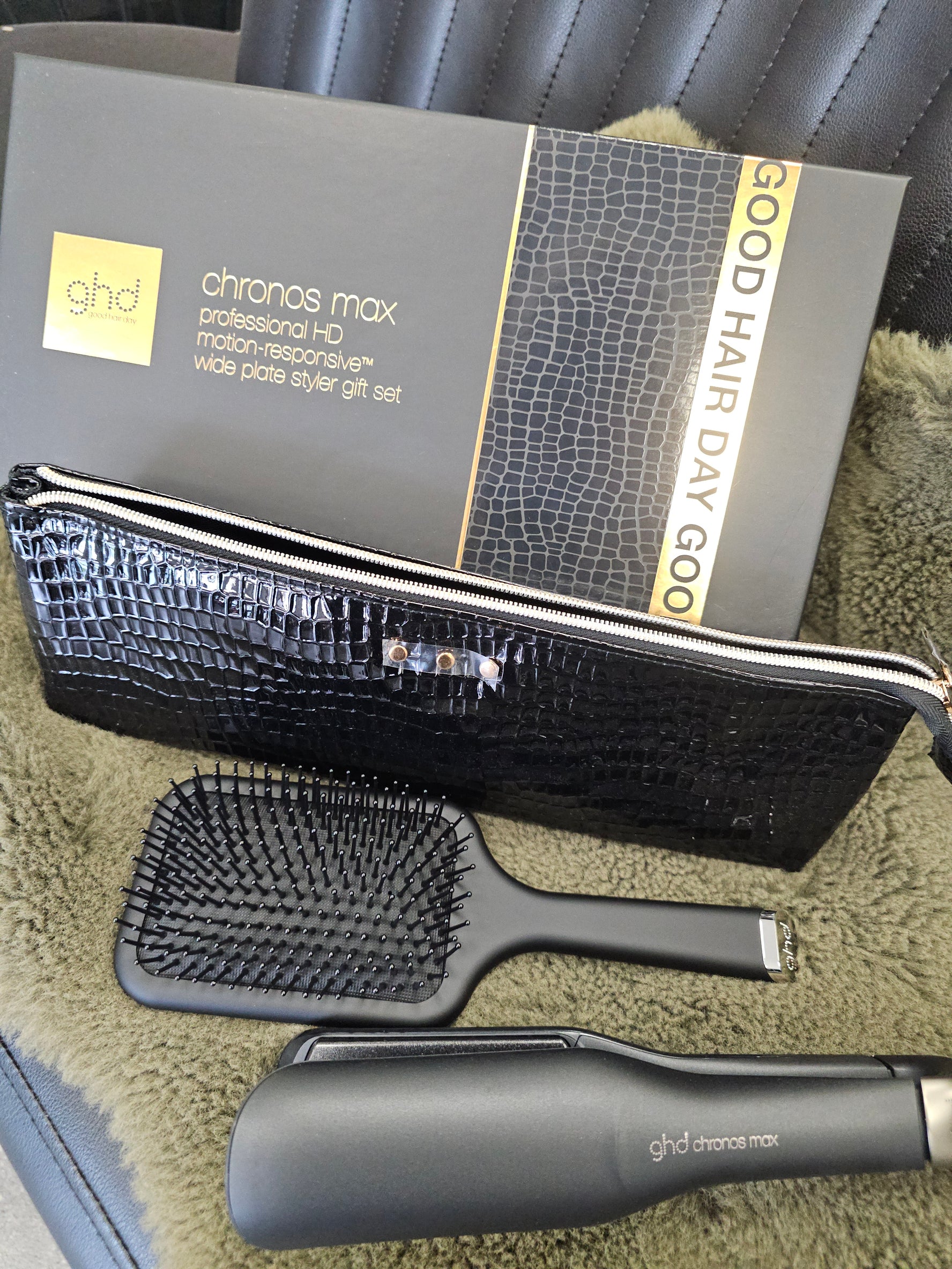GHD Chronos Max wide hair straightener GIFT SET