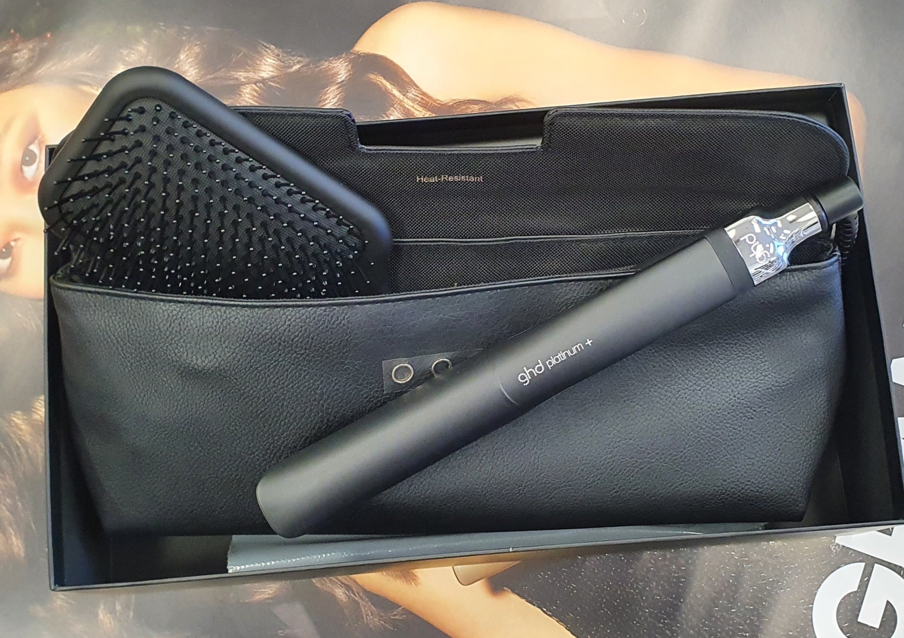 GHD Platinum + Gift Set